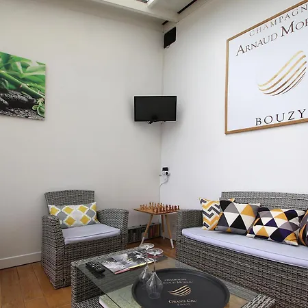 L'iliade - D'hotes - A Отель типа 